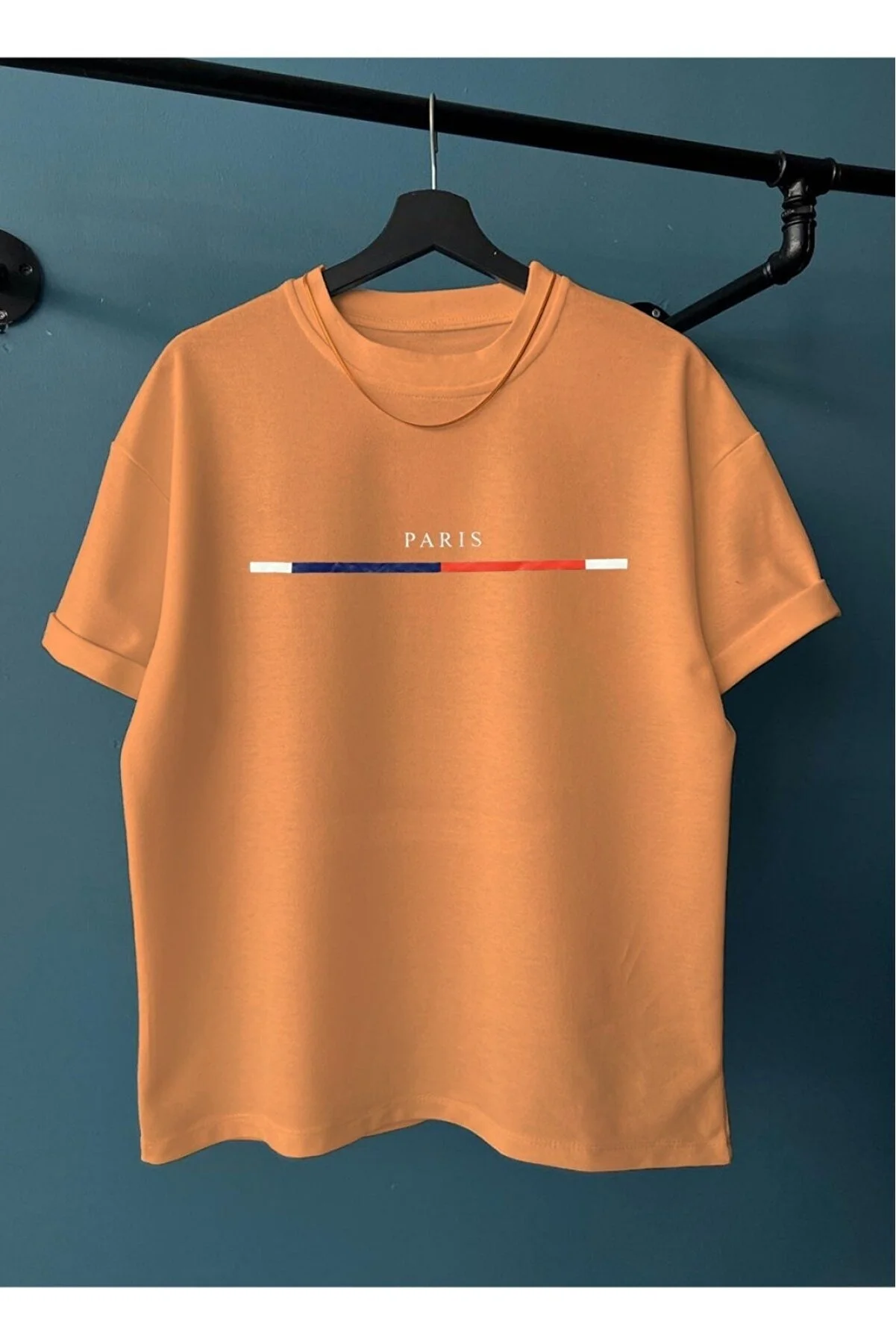 Black Street Herren-T-Shirt mit grauem Bruststreifen, schmalem Streifen und Paris-Aufdruck, Oversize-Rundhalsausschnitt