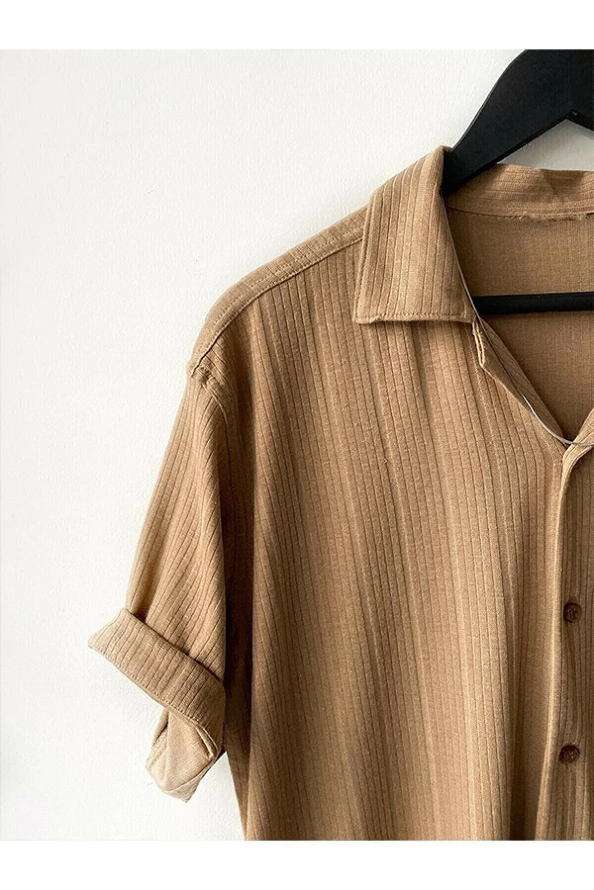 HAWKKING Herren-Sommer-Kurzarmhemd aus beige gemusterter Baumwolle HWK2022DÖÖ